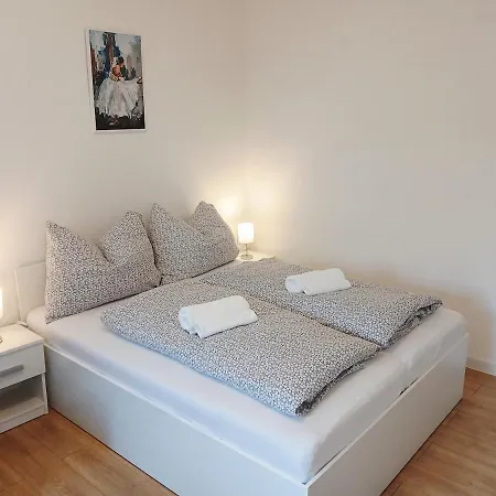Sunny Center With Balcony Appartement *